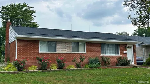 6326 Glastonbury St, Westland, MI 48185