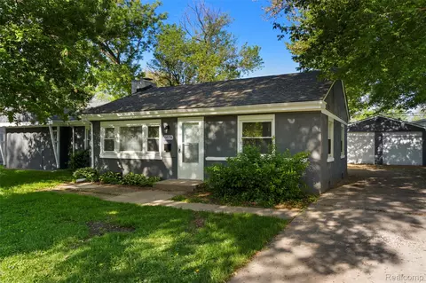 11078 Cornell St, Taylor, MI 48180
