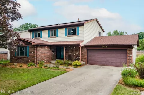 635 Randall, Troy, MI 48085