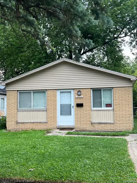 6179 Sylvia St, Taylor, MI 48180