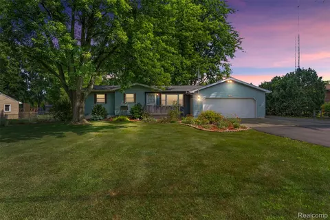 8141 Ohara Dr, Davison, MI 48423