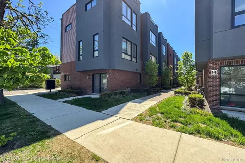 2037 11th St #3, Detroit, MI 48216