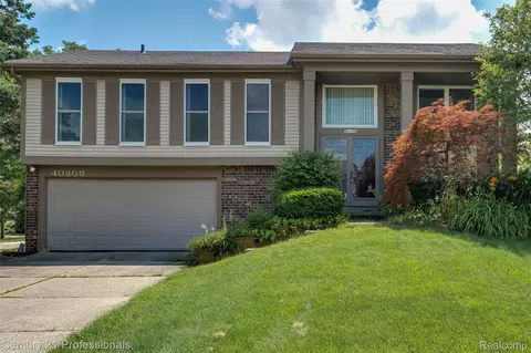 40309 Franklin Mill St, Novi, MI 48375