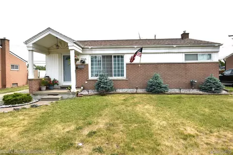 4438 Holmes Dr, Warren, MI 48092