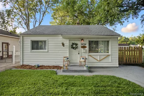 24324 Mcdonald St, Dearborn Heights, MI 48125