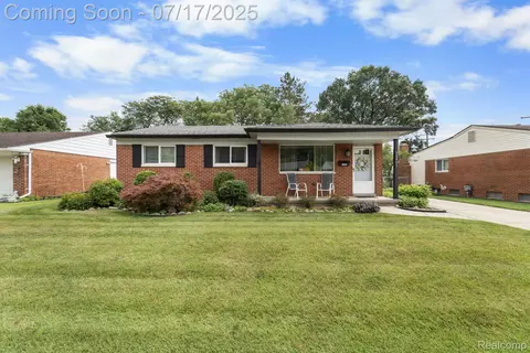 33451 Wexford St, Westland, MI 48185
