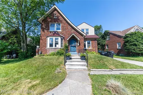 15365 Lindsay St, Detroit, MI 48227