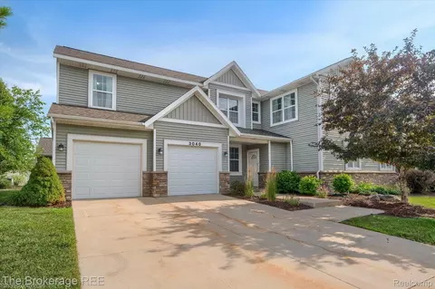 3040 Hamlet Cir, East Lansing, MI 48823
