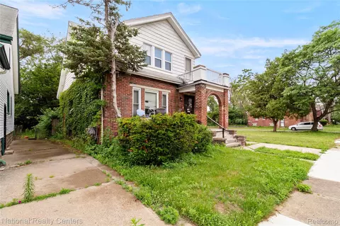 15710 Snowden St, Detroit, MI 48227
