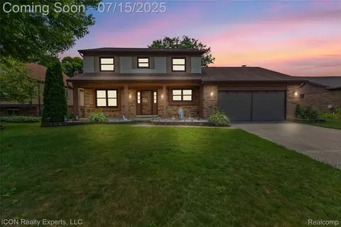3598 Barg Dr, Sterling Heights, MI 48310