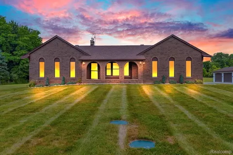 79325 Memphis Ridge Rd, Richmond, MI 48062