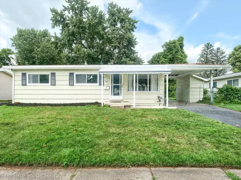 515 Juniper Dr, Davison, MI 48423