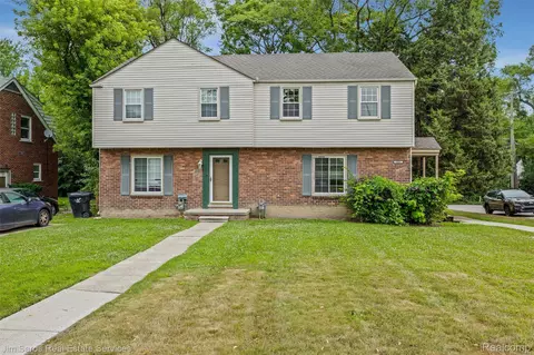 302 Alter Rd, Detroit, MI 48215