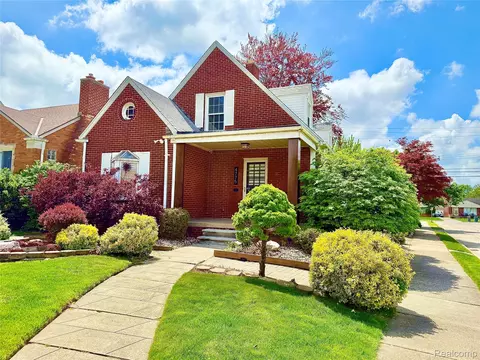 4775 Orchard Ave, Dearborn, MI 48126