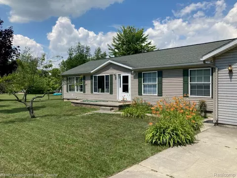 2343 Tia St, Buel, MI 48422