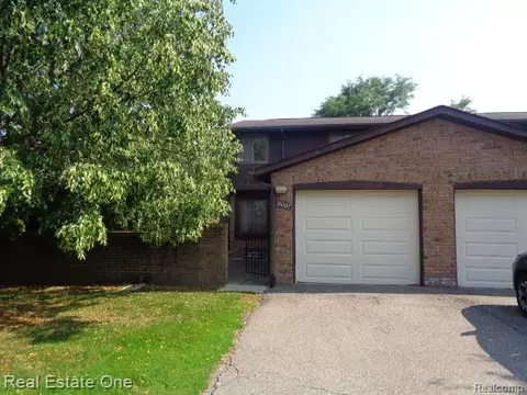 26537 Summerdale Dr, Southfield, MI 48033