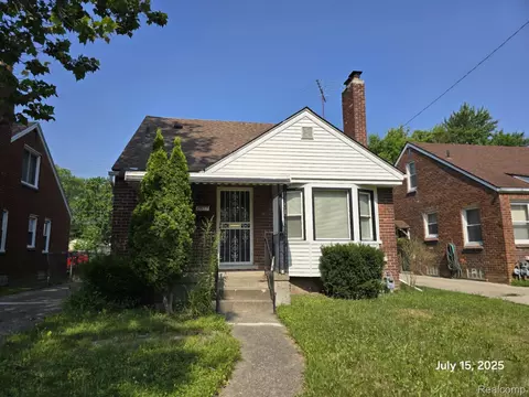 19353 Strasburg St, Detroit, MI 48205