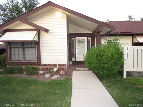 40643 Newport Dr #273, Plymouth, MI 48170