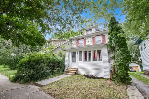 122 N Hayford Ave, Lansing, MI 48912