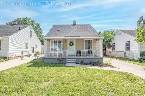 14619 Mulberry St, Southgate, MI 48195
