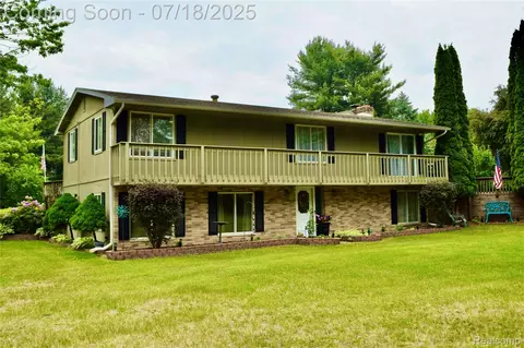 12263 Coldwater, Flushing, MI 48433