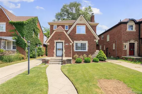 17388 Prairie St, Detroit, MI 48221