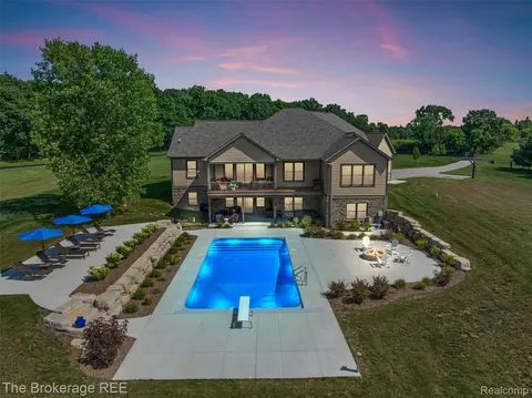 6264 Hidden Forrest, Swartz Creek, MI 48473