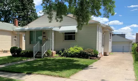 6455 Mayfair St, Taylor, MI 48180