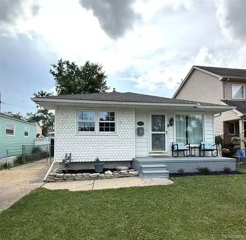 4220 Burns Ave, Lincoln Park, MI 48146