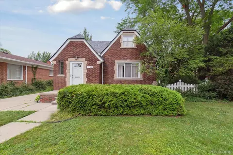 1773 14th St, Wyandotte, MI 48192