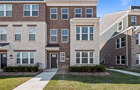 42979 Atwood Ave, Novi, MI 48375