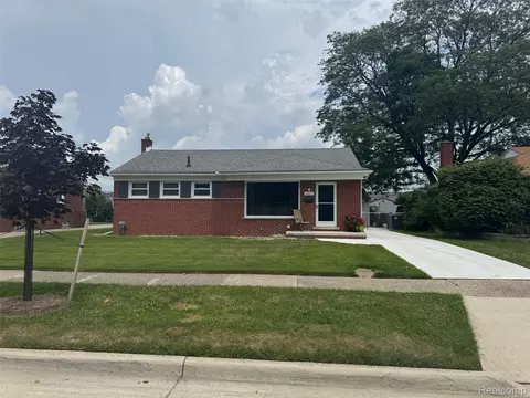 28840 Minton St, Livonia, MI 48150
