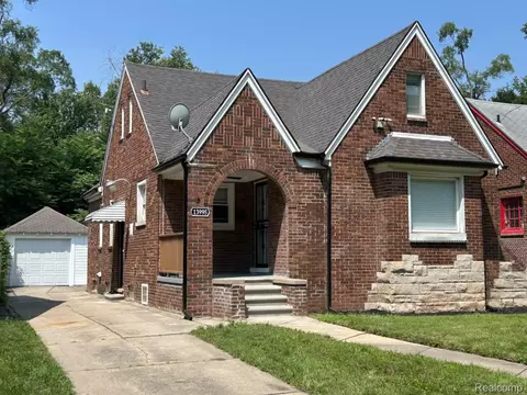 13995 Prevost St, Detroit, MI 48227