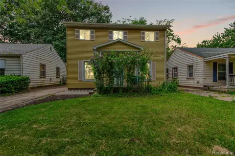 4544 Carnegie St, Wayne, MI 48184 photo 1