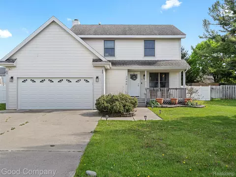 2466 Oseola Ave, Oceola, MI 48843