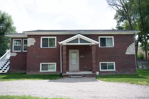 2525 Eastlawn St, Ypsilanti, MI 48197
