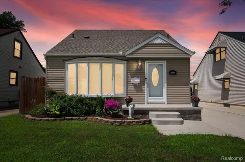 4044 18th St, Wyandotte, MI 48192