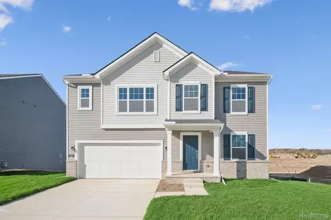 725 Knollwood Bnd, Chelsea, MI 48118