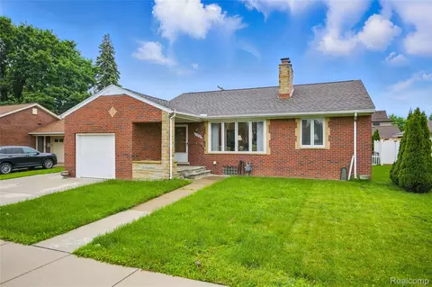 15290 Mclain Ave, Allen Park, MI 48101