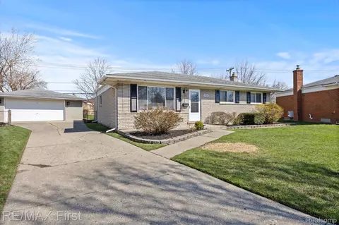 14301 Maisano Dr, Sterling Heights, MI 48312