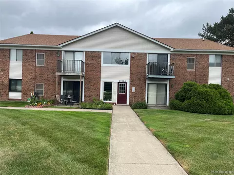 43298 Mound Apt 206 Rd, Sterling Heights, MI 48314