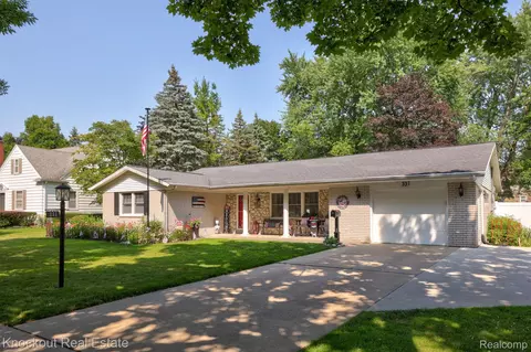 331 Trinklein St, Frankenmuth, MI 48734