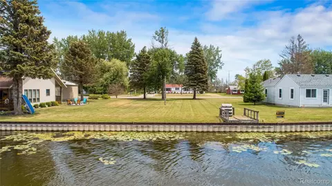 1840 S Riverside Dr, Au Gres, MI 48703 photo 7