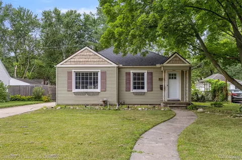 2699 Thomas Ave, Berkley, MI 48072