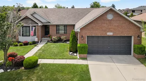 46173 Rocker Dr, Macomb, MI 48044