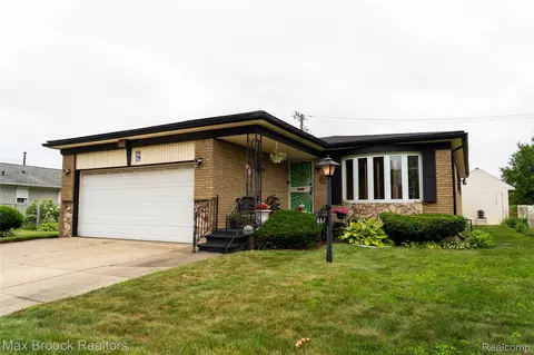 444 Palmerston St, River Rouge, MI 48218