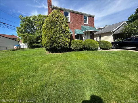 22350 Military St, Dearborn, MI 48124
