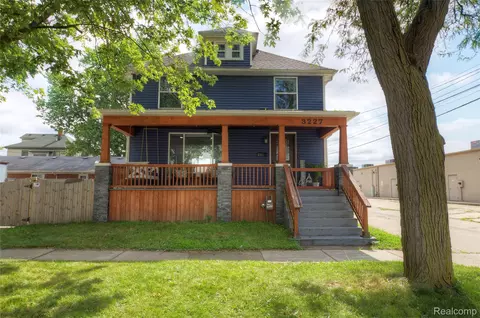 3227 4th St, Wyandotte, MI 48192
