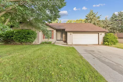 1022 S Lincoln Rd, Mount Pleasant, MI 48858