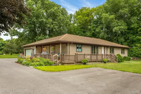 10080 Big Lake Rd, Village Of Clarkston, MI 48346